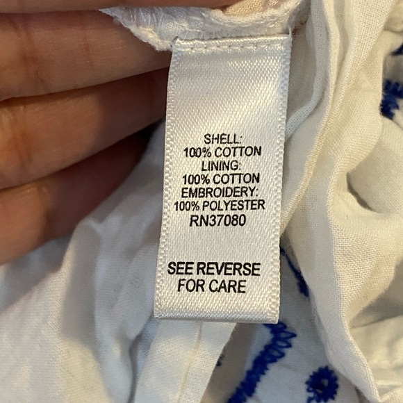 Versona White and Blue Patterned eyelet  Top size Large 100% cotton - Picture 7 of 10